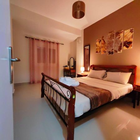 أرتيميدا Theo Apartments 1 المظهر الخارجي الصورة