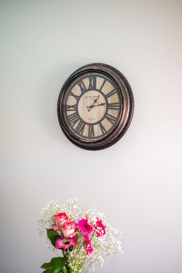 أرتيميدا Theo Apartments 1 المظهر الخارجي الصورة