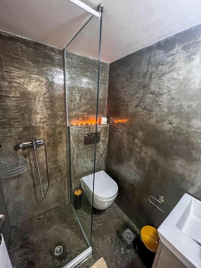 أرتيميدا Theo Apartments 1 المظهر الخارجي الصورة