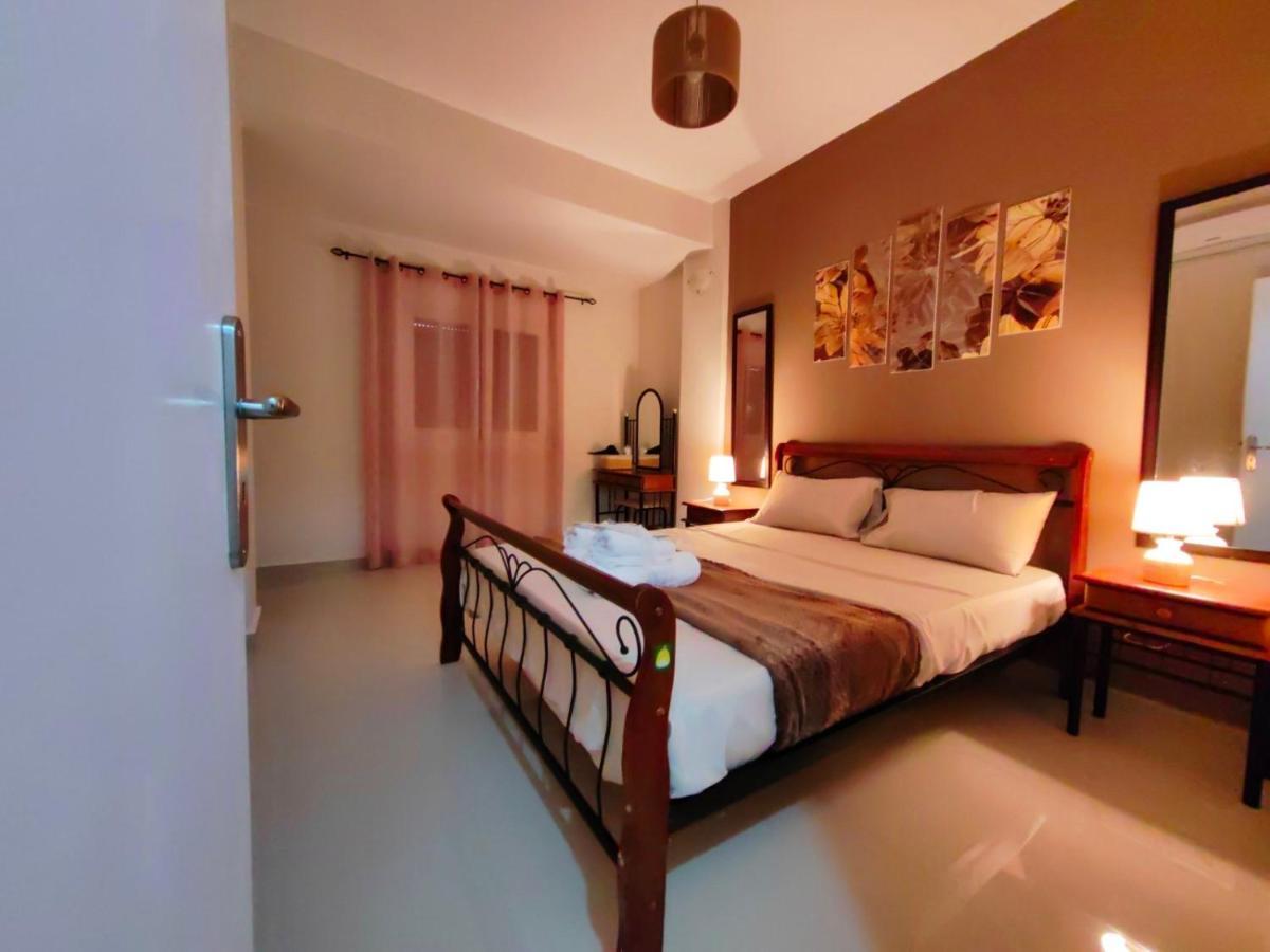 أرتيميدا Theo Apartments 1 المظهر الخارجي الصورة
